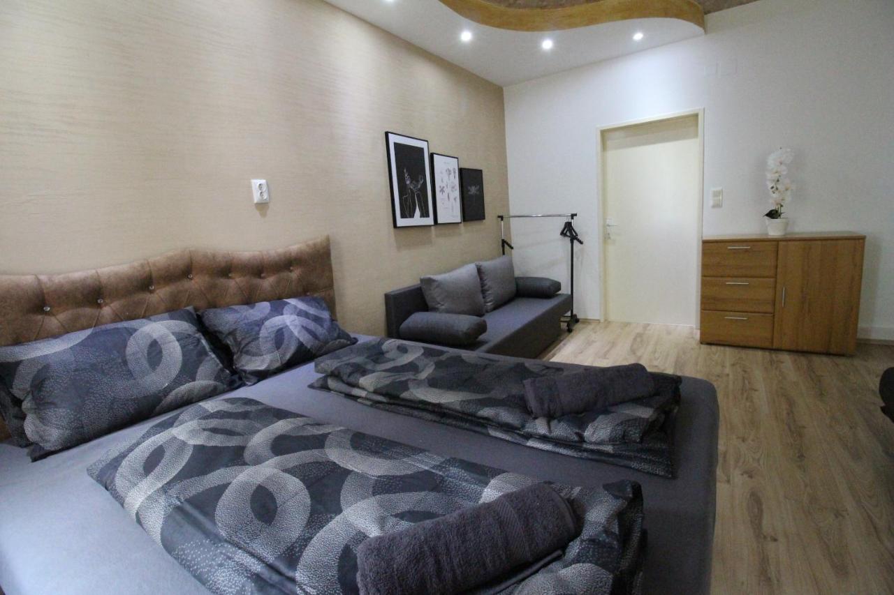 Family Quad Room Rf Відень Екстер'єр фото